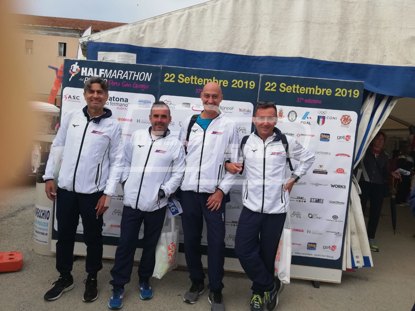 CAE17A97-7FF1-4E11-A92B-FE9E7E5F7765