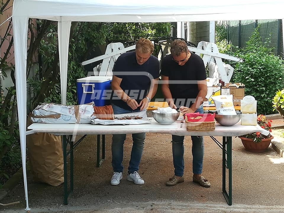 CCAF30A8-3BD9-42E0-B123-908B6C16305B