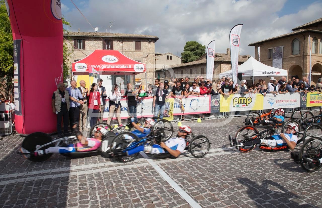 CDCA4C53-EAD2-4293-B69D-EE4EBAEAFA31