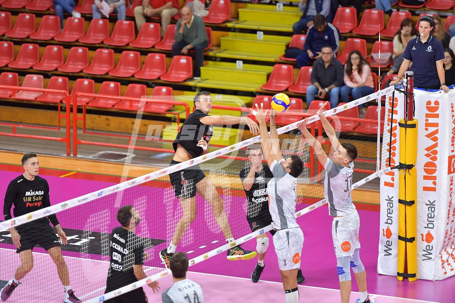 E64FCFCE-3E57-48F8-997D-8BE951C6656D