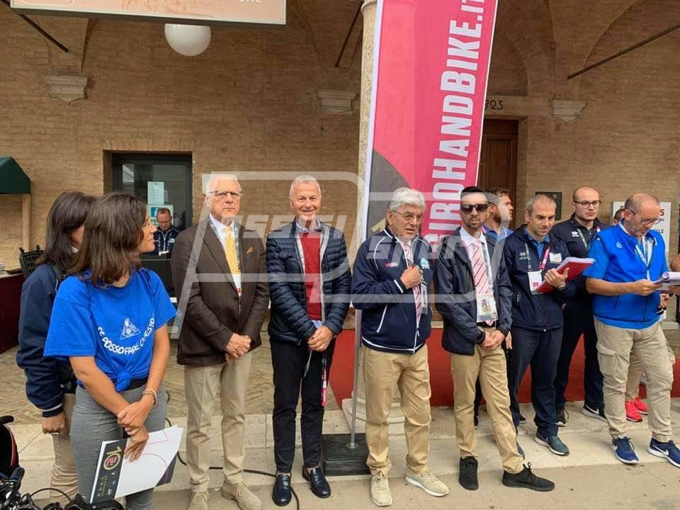 F60539DC-8A00-43B7-8279-75D07668C1C8