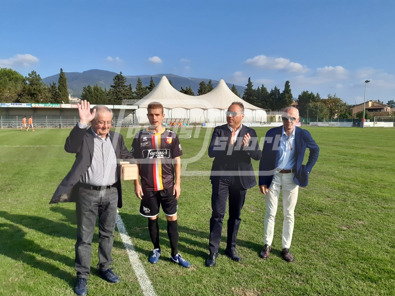 1214AE7A-1C00-461B-891E-0064E67F7DE2