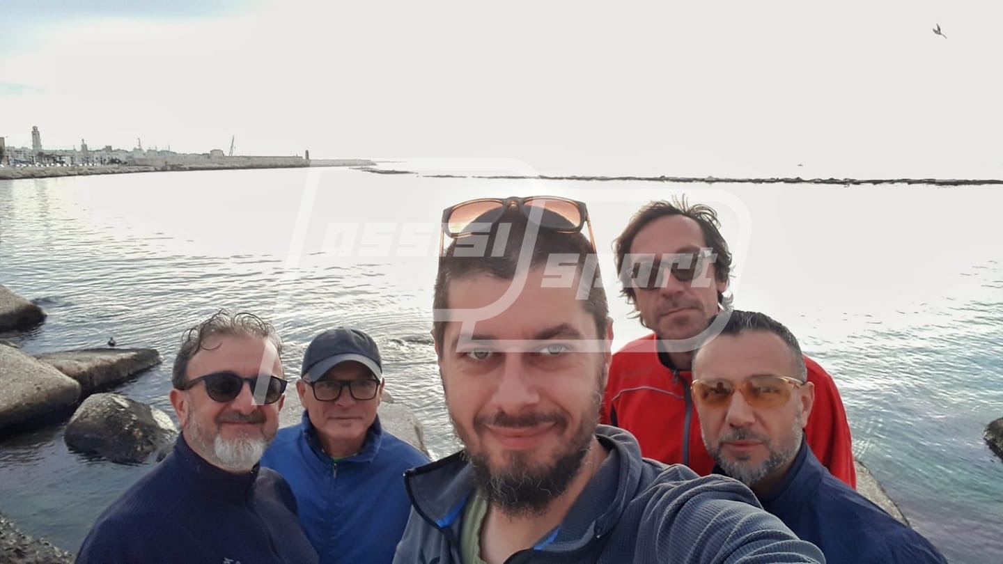 1D913952-3090-440D-876E-E24D7BAEEE88