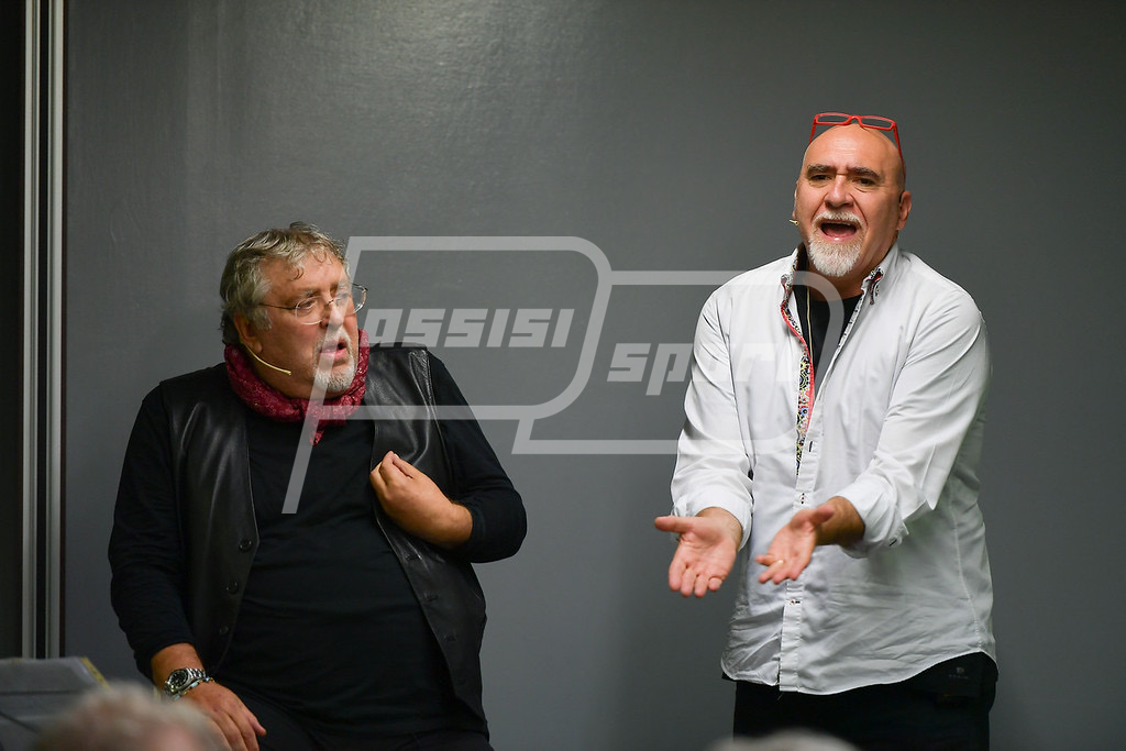 25C69EFC-E9E0-469F-A947-79A12CD942CF