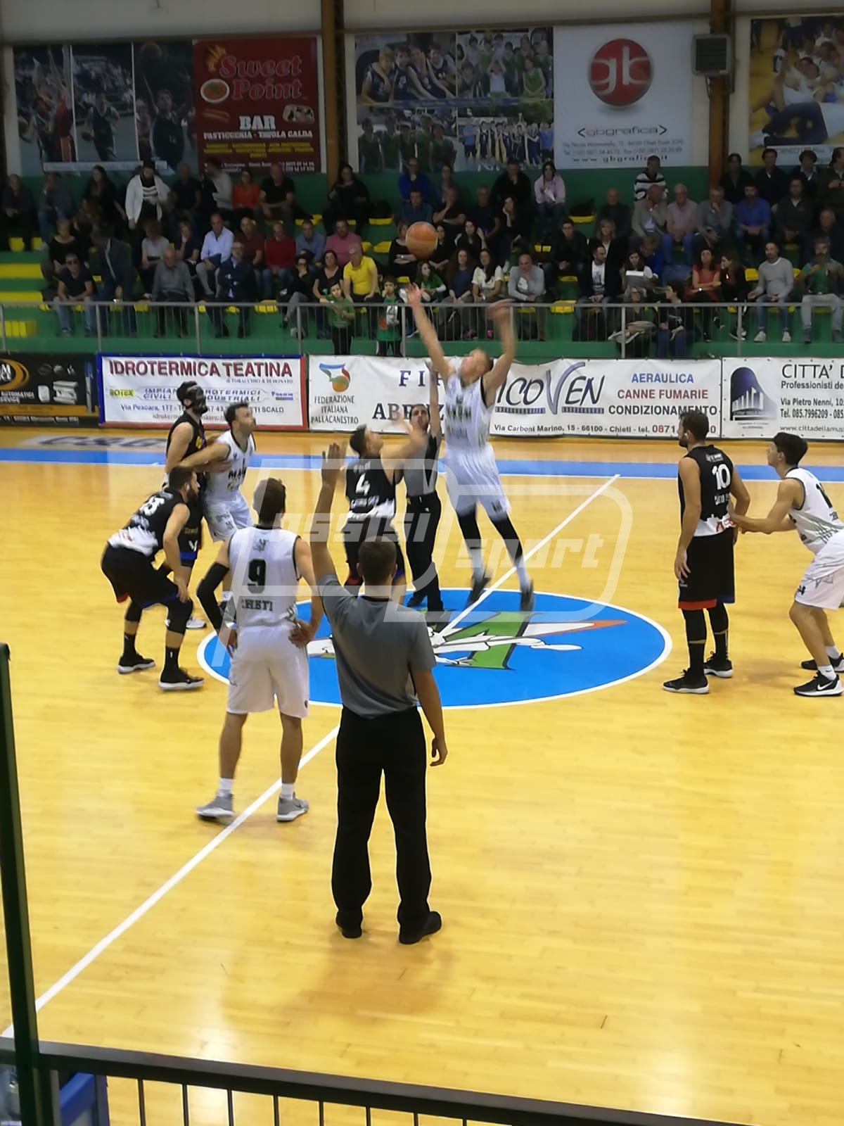 4220B463-9CE2-46DA-81A6-E96D9934FBEA