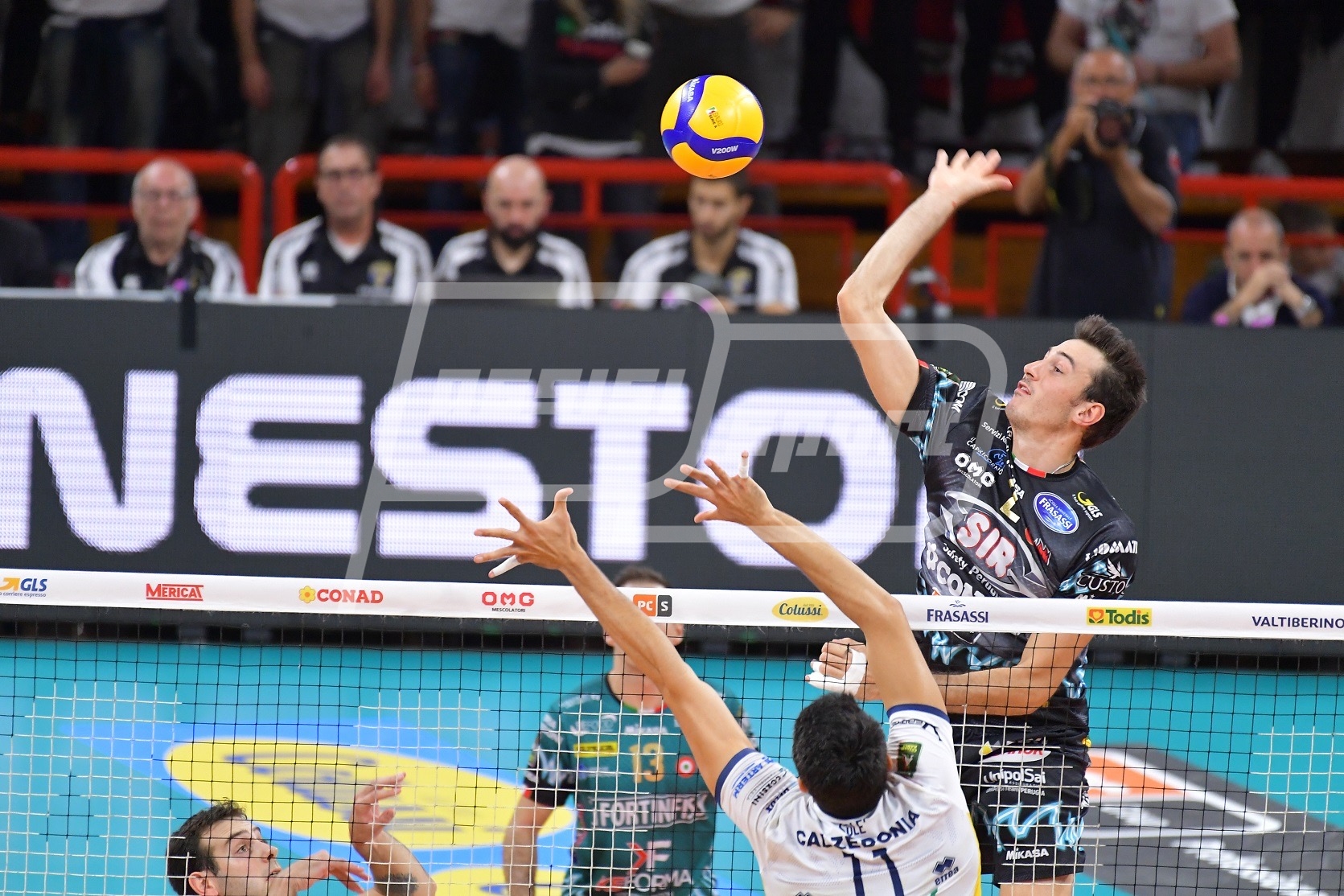 838FBC74-C23F-41EC-A1F2-52C80B35F141