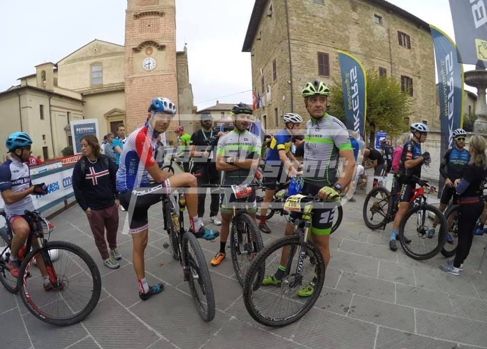 97EB8E54-D62B-4512-BE4E-52F2D88863B6