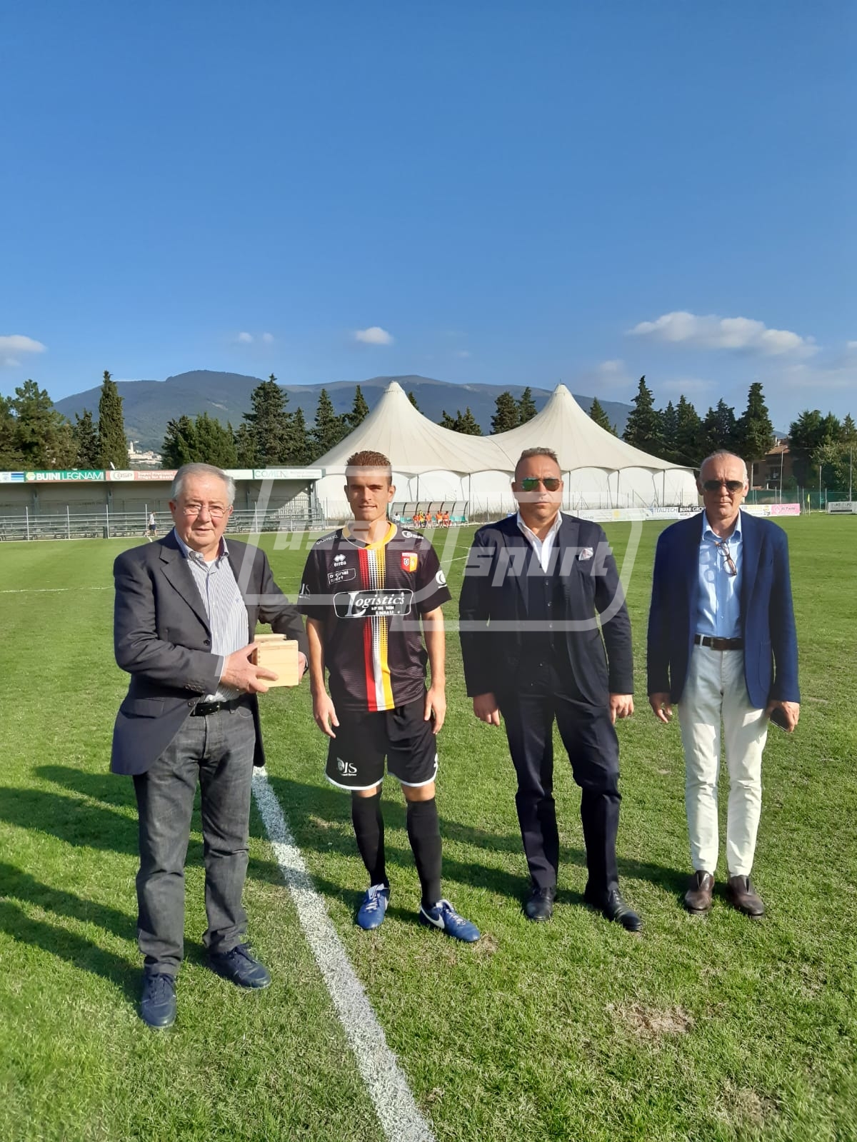 A82B60F9-AF5A-4E6F-B411-E8D5B5D8CE0C