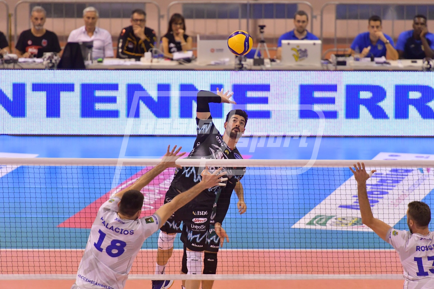 BE32F452-1B69-428A-BE9D-598811C37C4E