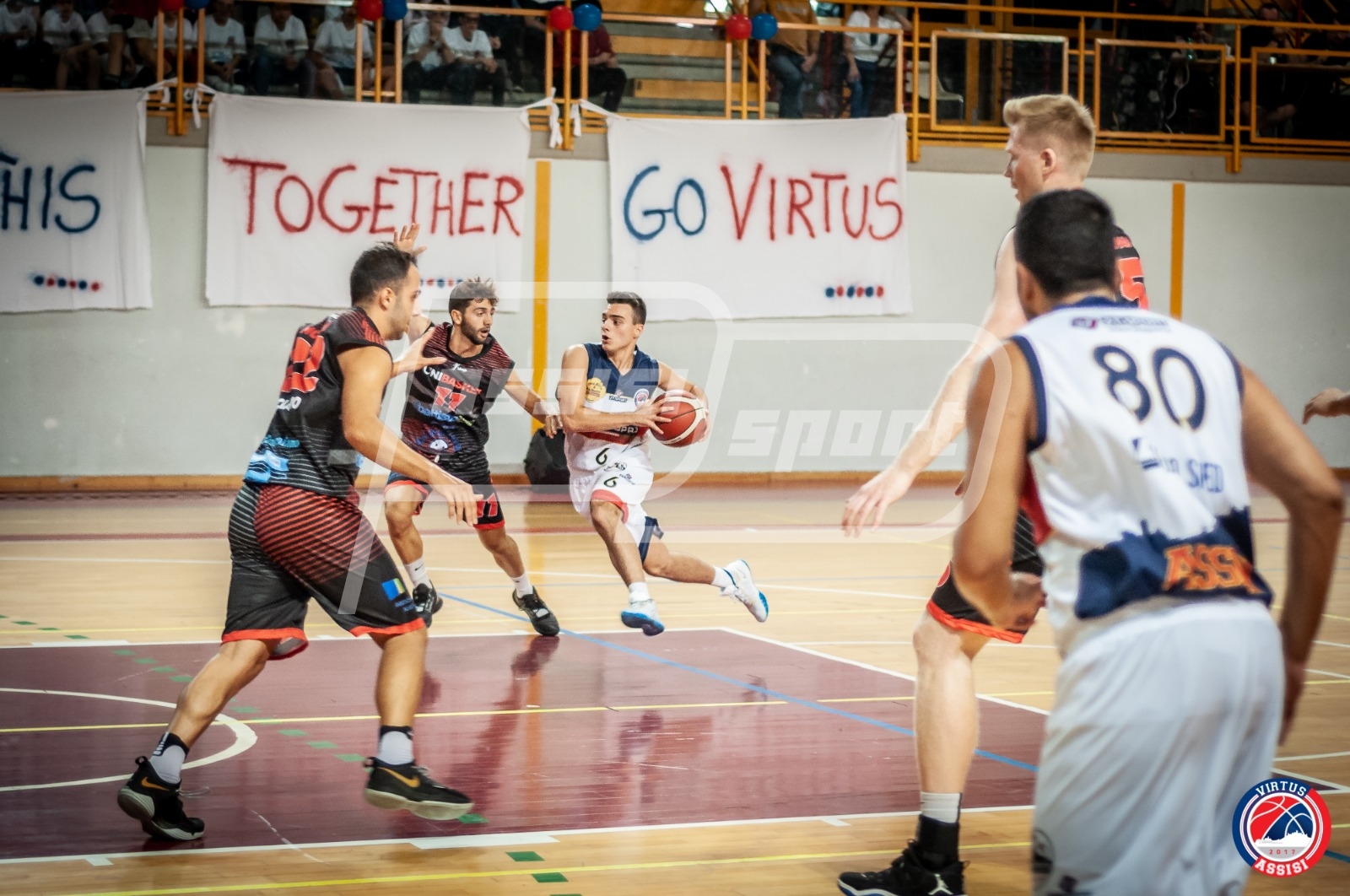 E381EF78-5F10-4957-ACF7-C8AE52856B44