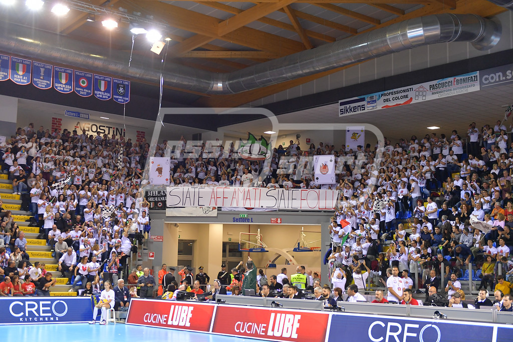 0F3AEE0F-2C42-4519-8A11-91FB60B9438E