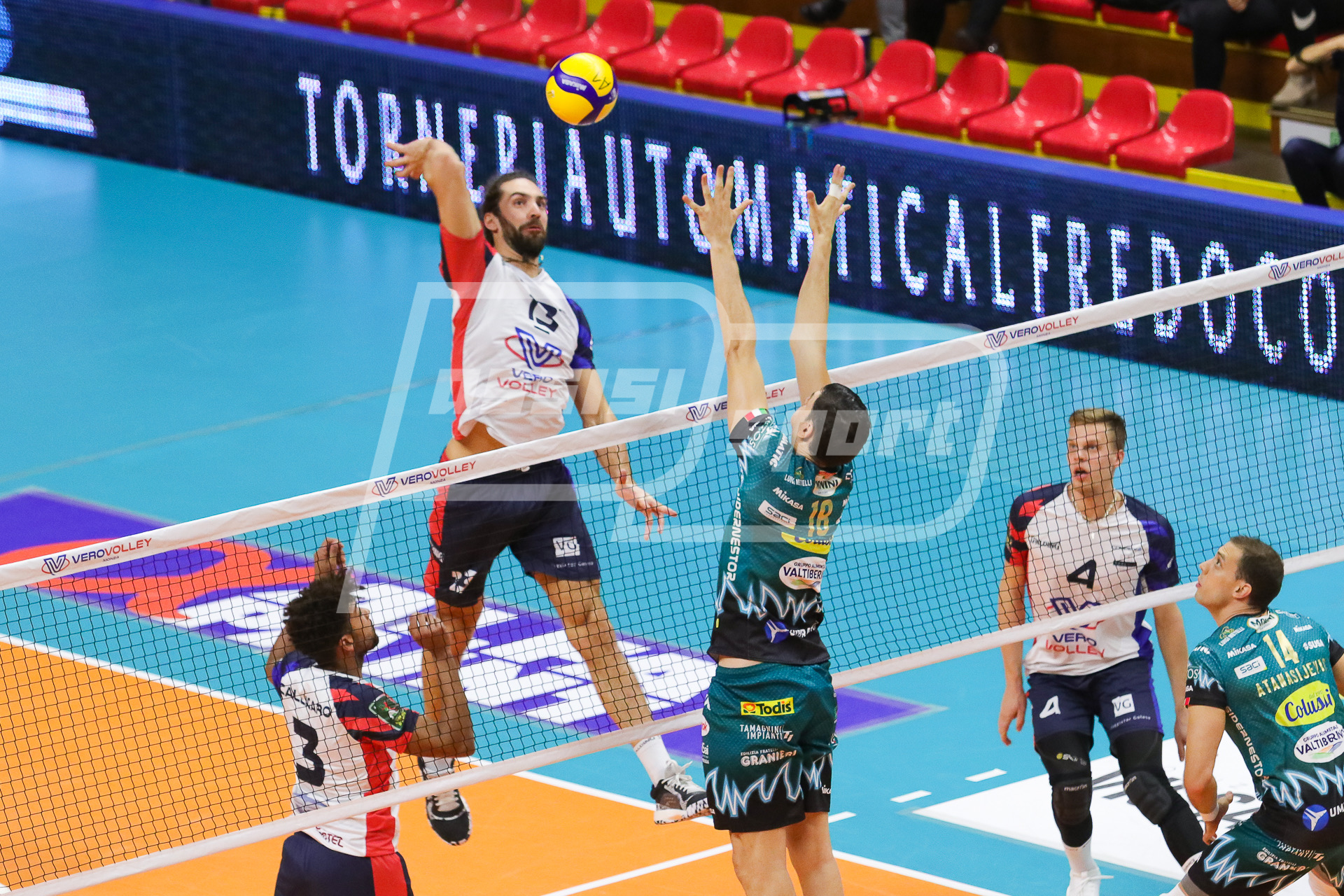 47E11B0D-DB0C-45AD-8B85-4F71BE6DFE23