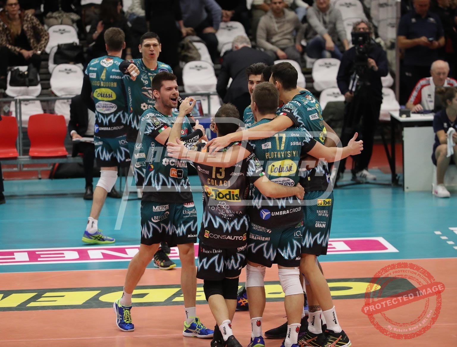 6C578FA4-3CB9-4A6D-8251-84714A89A881