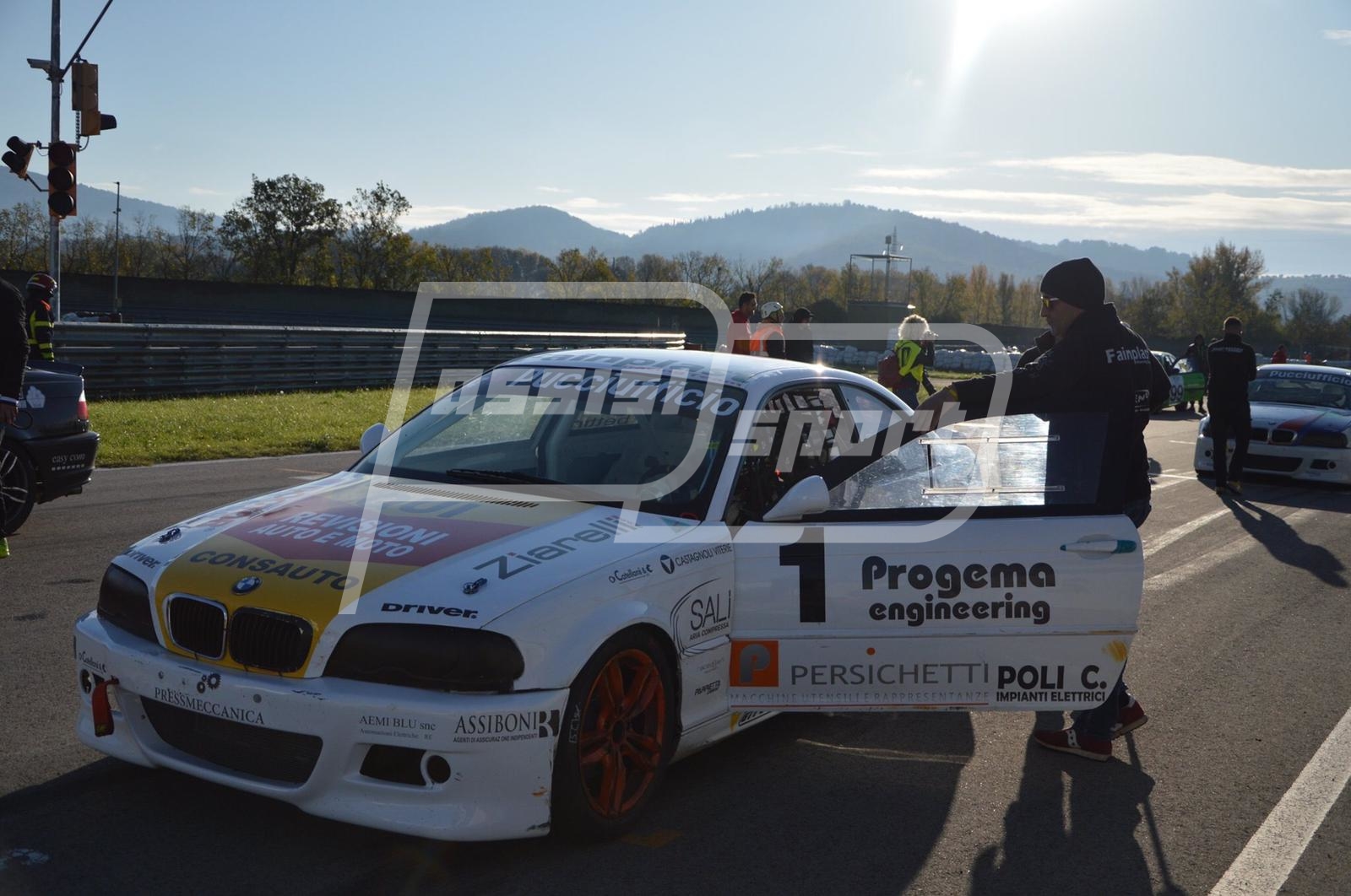 9F6F2E58-7587-40BA-B9F0-7B617DC53611