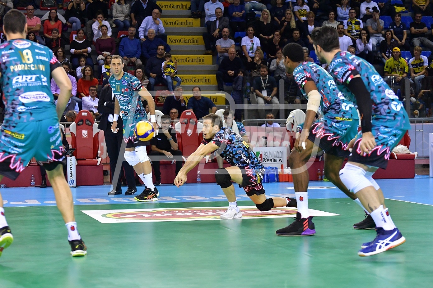 C7577D34-1BE3-4493-B5A1-E15E7C2FC607