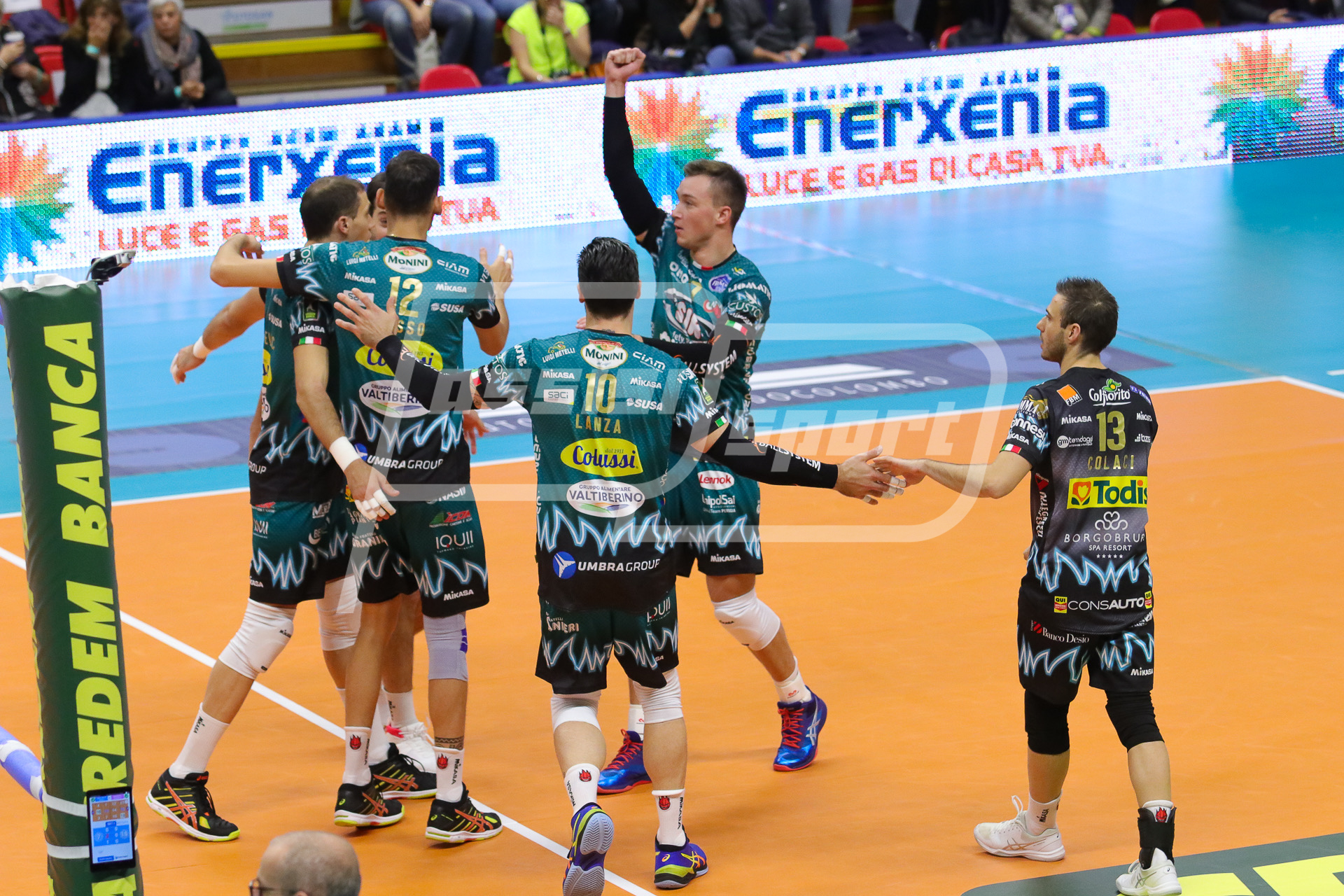 D5D86447-760E-4CA4-AD2E-12FA7BB63C85