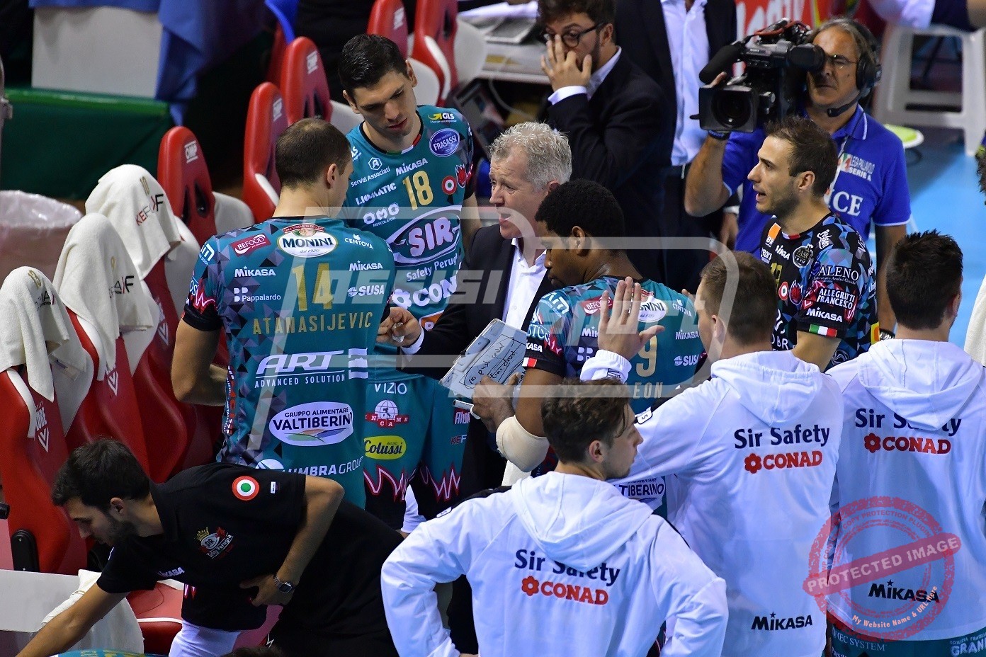 D99CA14B-BF18-41E2-AFF5-E1FF8AC6F5F9