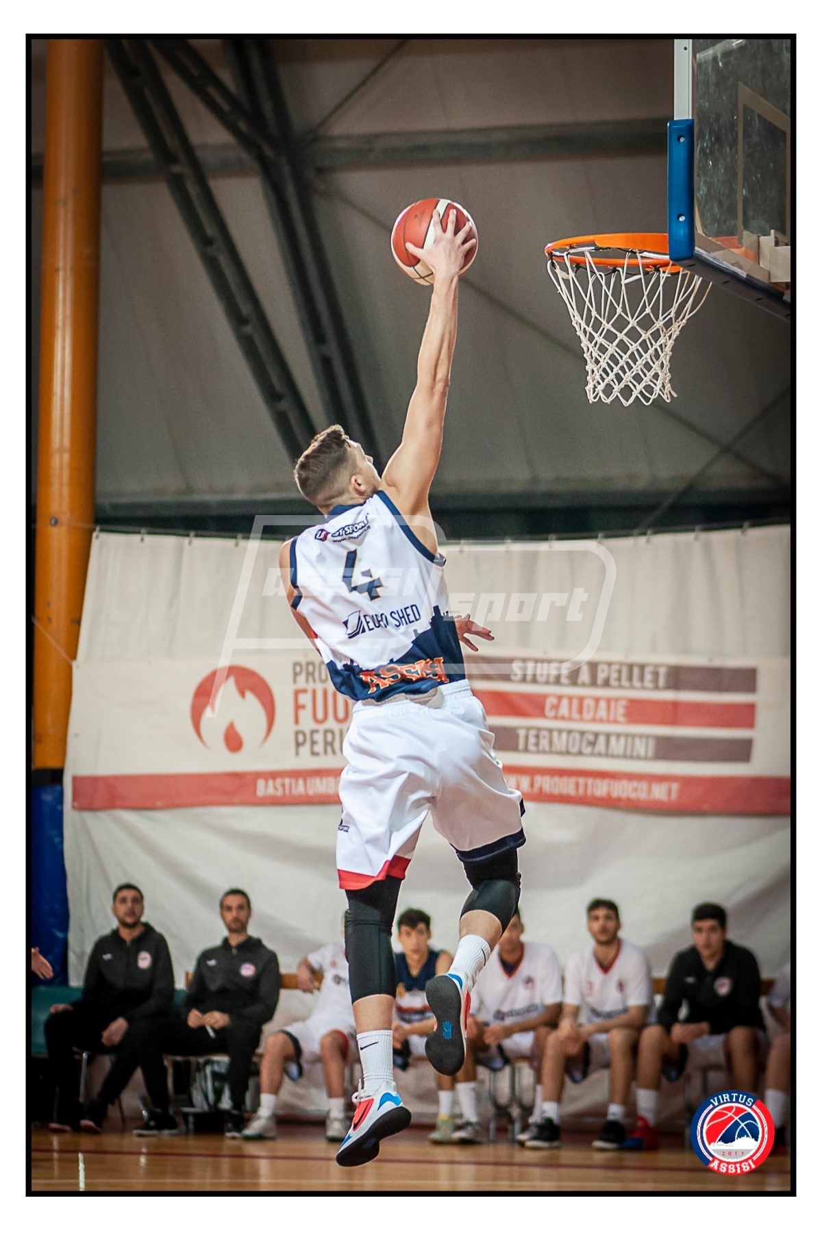 130634C3-6179-4701-98DD-9B4368E81618