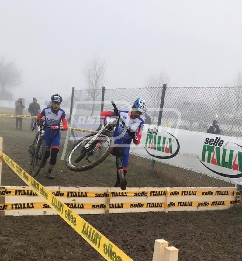 3AC53F3A-1E65-43A0-A6D6-E5F6D80AE9E8