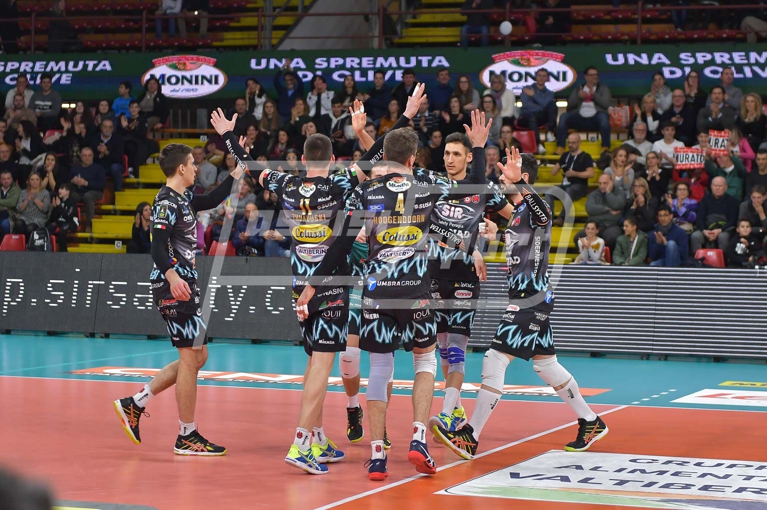 5262715E-1AFA-4C39-8E00-732D90B17EAE