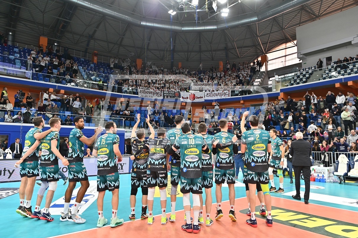 AAD9897B-3045-4F4E-B514-61C4BB43BCC8