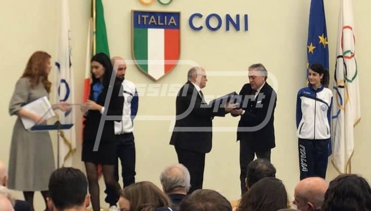 AF19F9DB-FA4E-4EF1-A950-4989A77A2D32