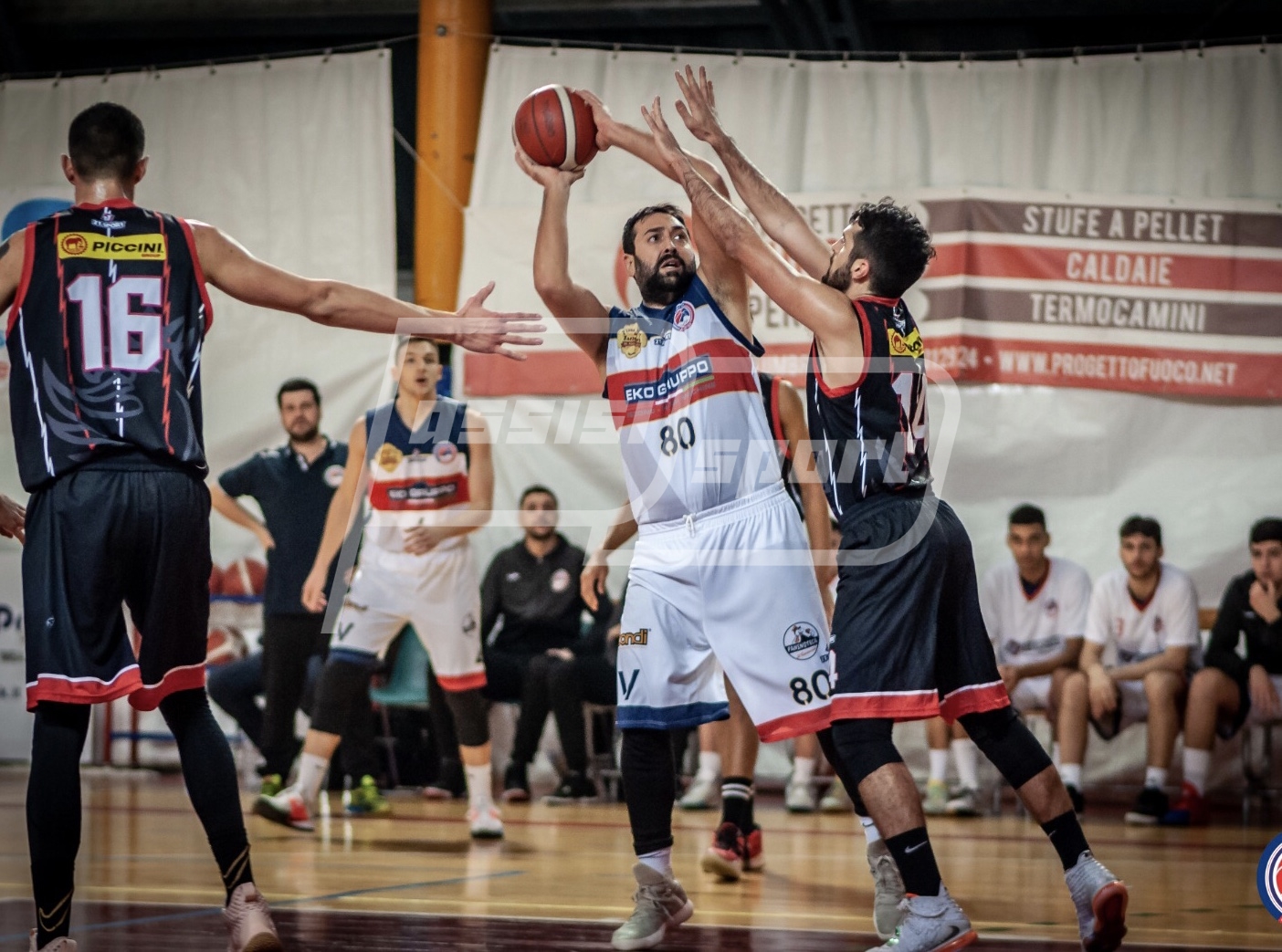 B356CE98-C16F-44ED-BD34-D585F22267EC