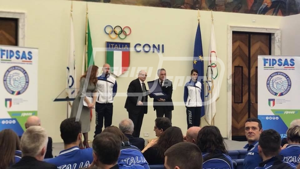 CA27D864-6900-49D8-AAF7-4B9E01FAB225