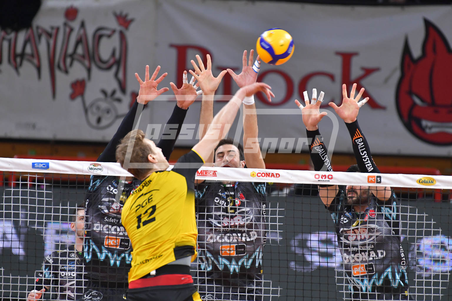 DEEAFD50-A6F6-496B-BC54-C3E55097AB70