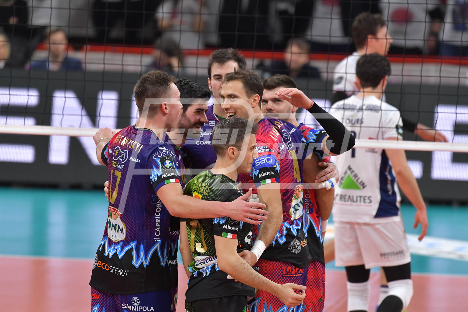 EF60A753-6AC6-4CC2-A355-FE68CC6FD58B