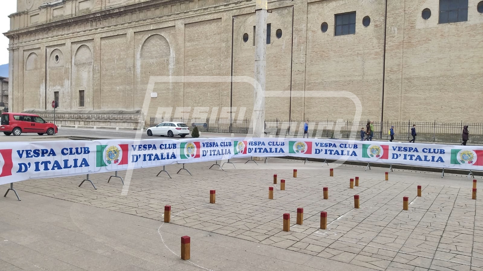 5AB32F55-4BF9-4835-B6EC-D44A3422D091