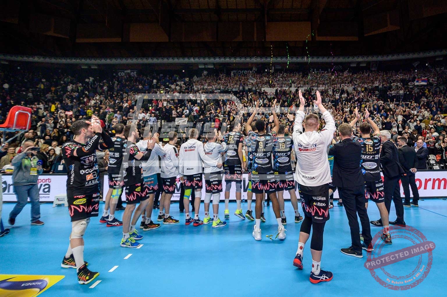 95A85DD5-F3BE-4C9F-8F49-68F1F8D2D709