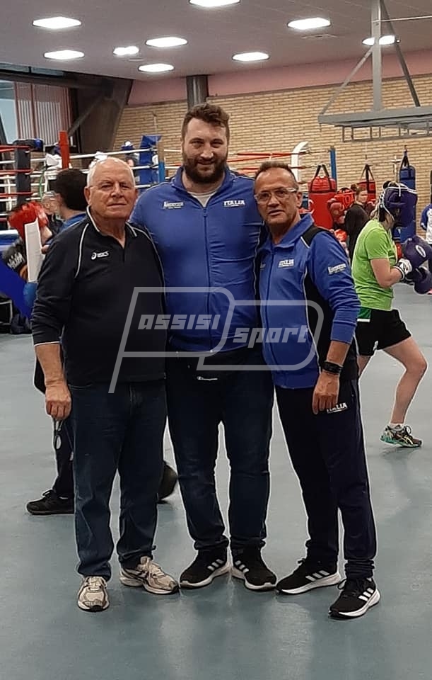 F233DAED-EC03-470F-B4B3-0ED5AEBD06F3