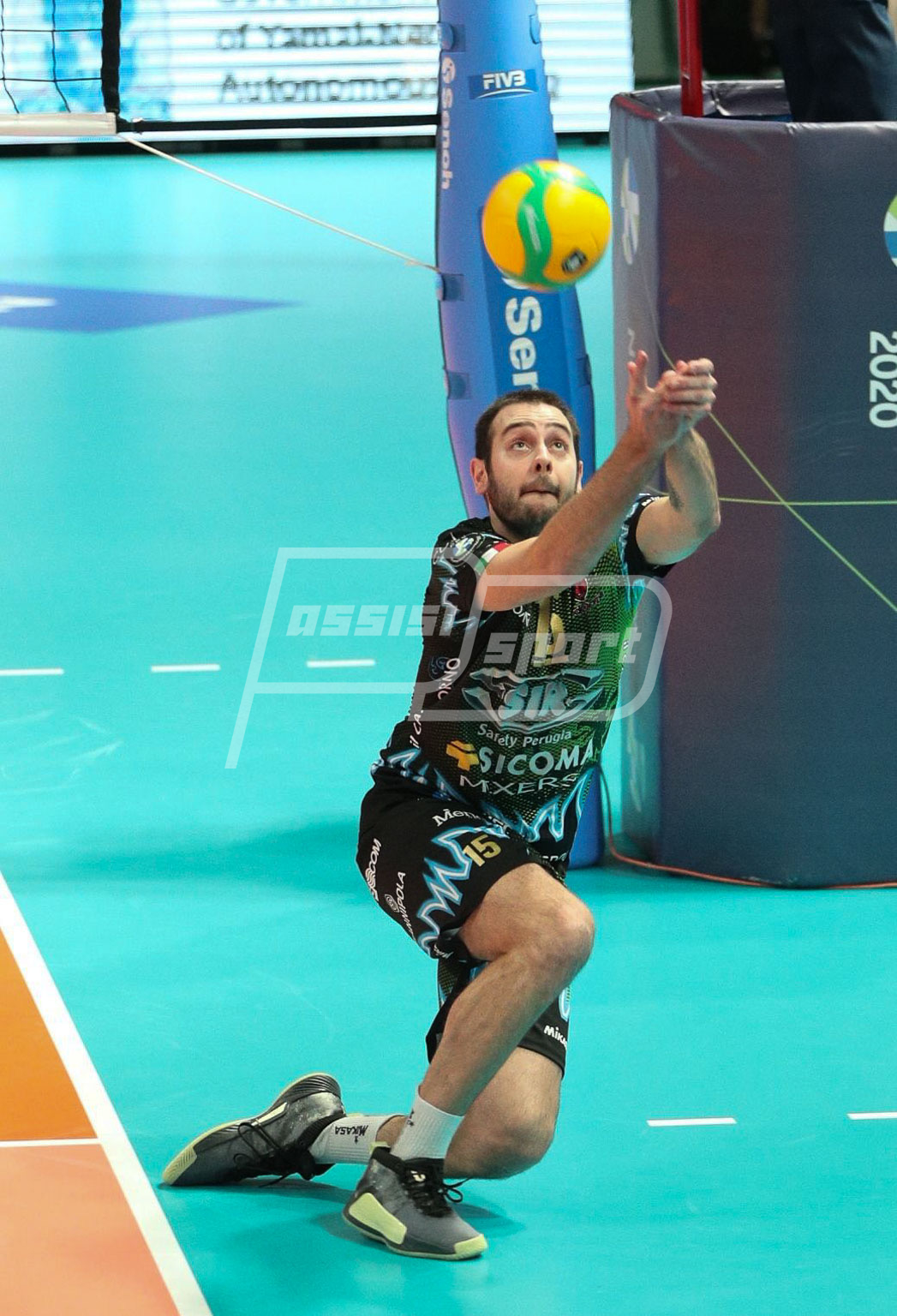 0AF3B2CB-F5AA-4122-B5D4-7088F00FEC82