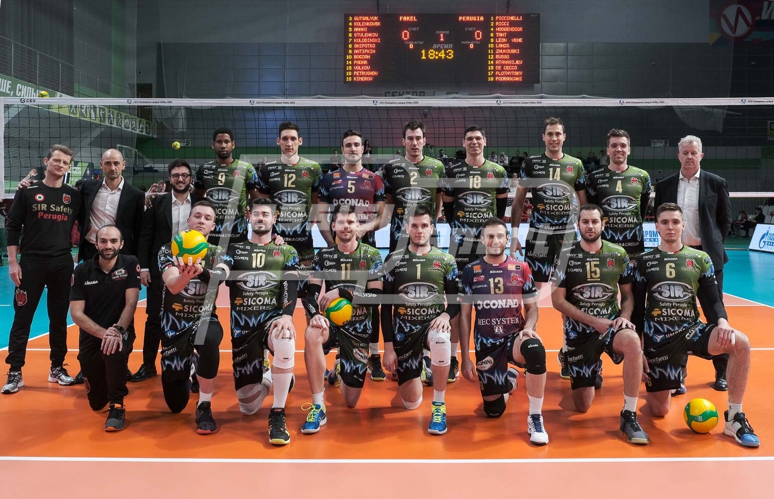 5D322E62-9D48-467D-BCC1-87811CA2AA0F