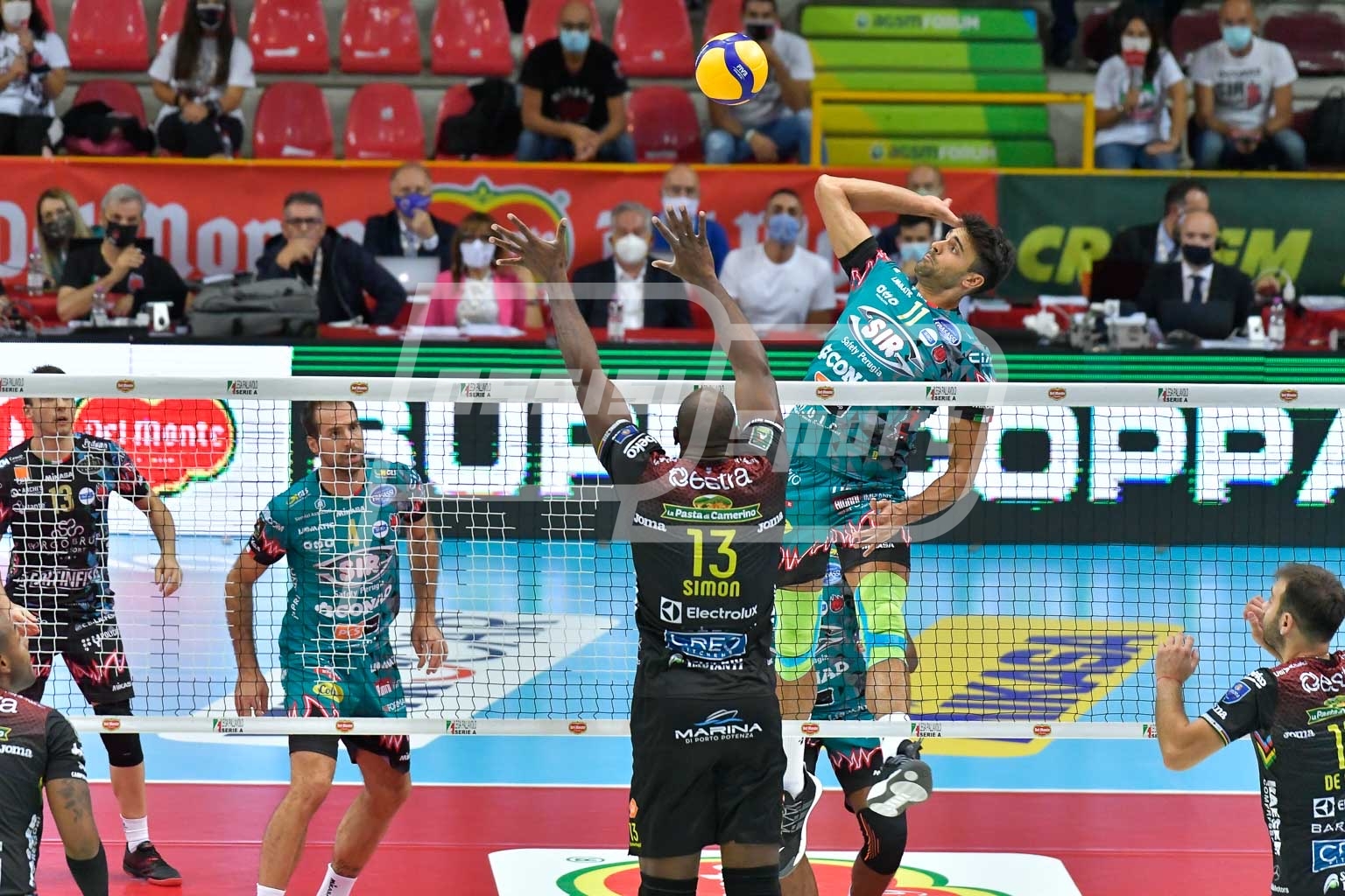 0F813244-7240-45F8-BC6F-905267EE111F