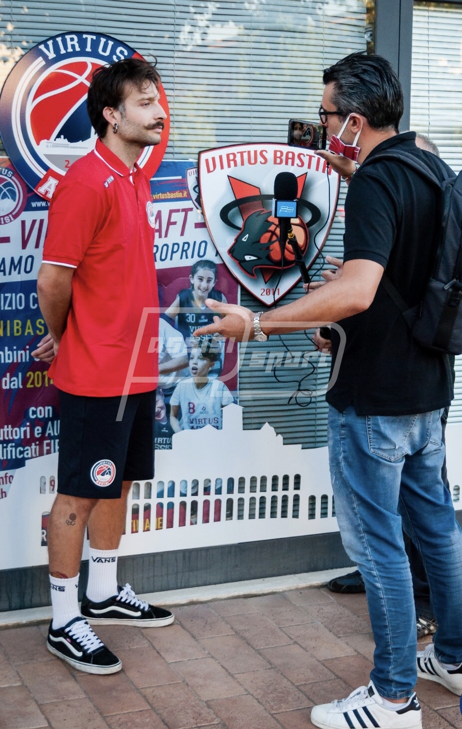 14FF8001-37D6-4EDE-ACF1-07C48B3D7706