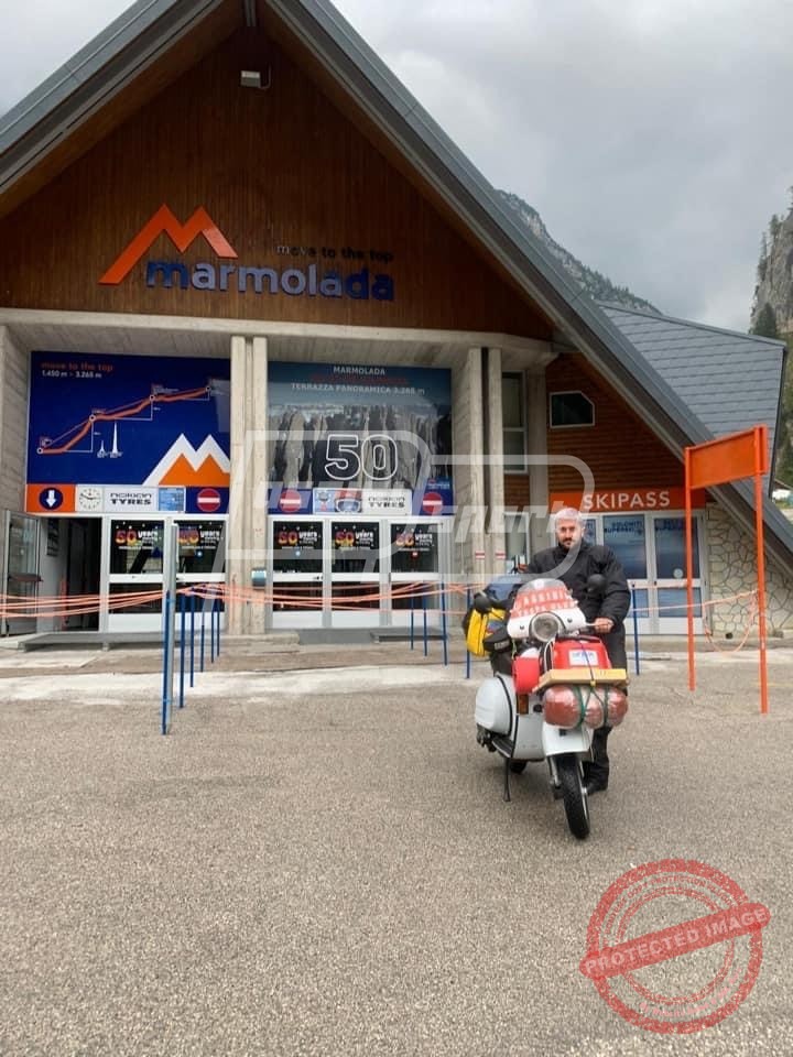 1E4EA421-FC27-4FEF-9775-E9B93D489F5E