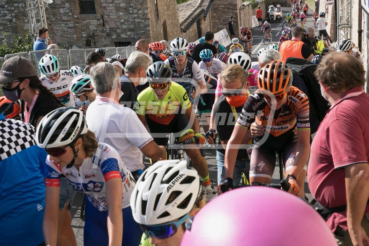 3029B0A0-5DBB-435A-B1FC-DBF59D9D1501