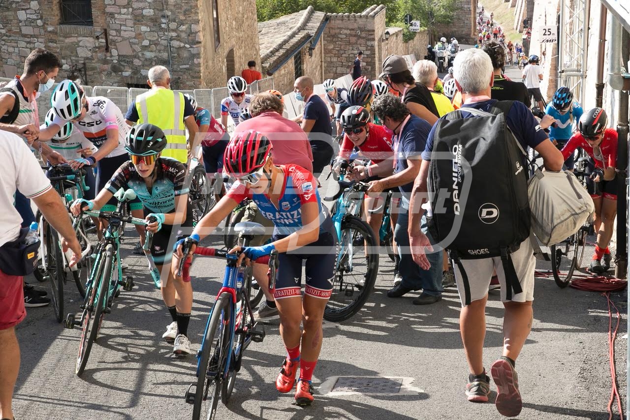 324D3E9E-8DD8-47DB-8592-945EAD16D02F