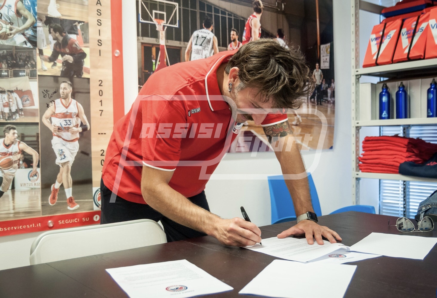 61FC6BA4-4B85-471E-BE99-211D9C5A7F01