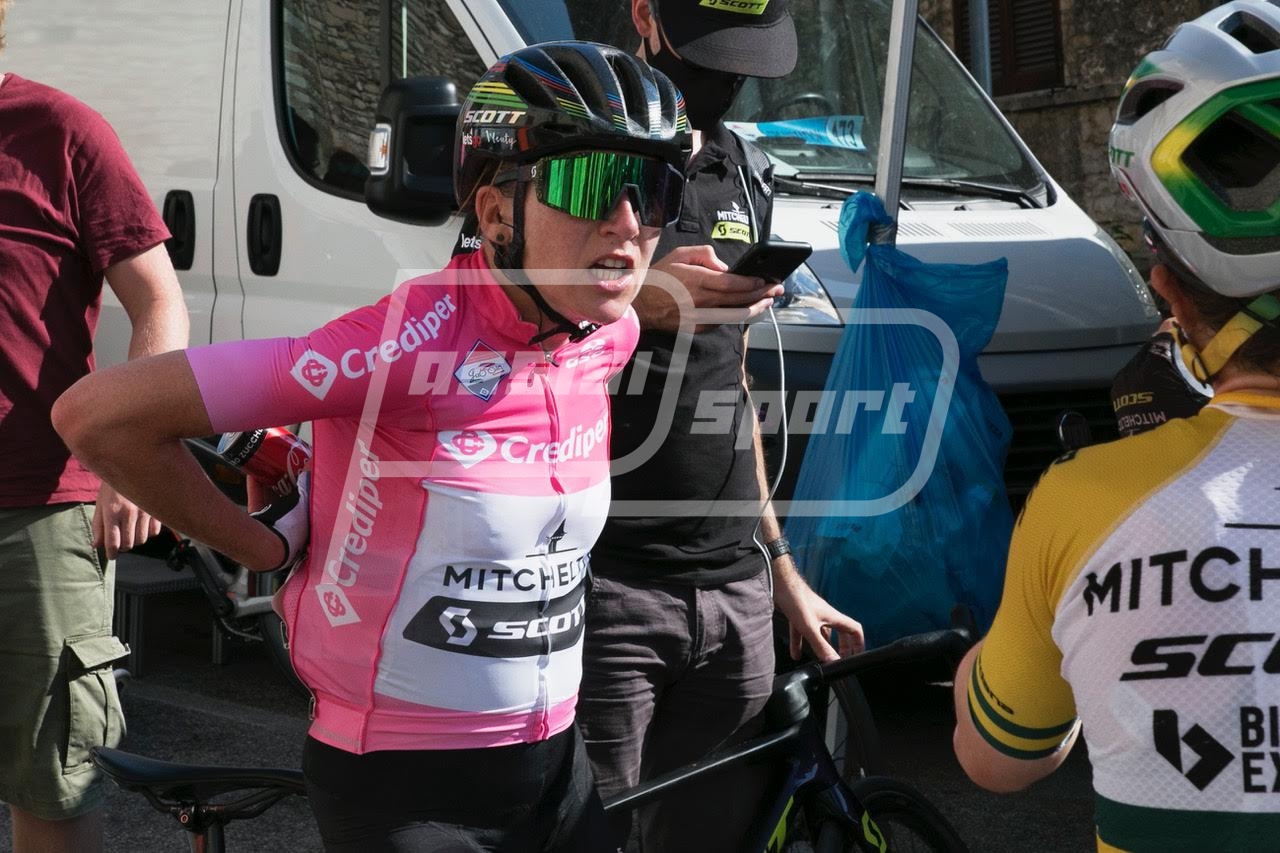 6F8CCA5C-E78B-49F3-B605-25B6FF845DE3