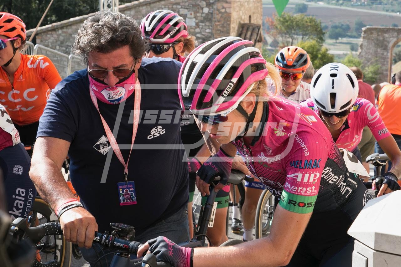 7D81BEFF-3764-4D9C-AC7B-686AAF65B0F7