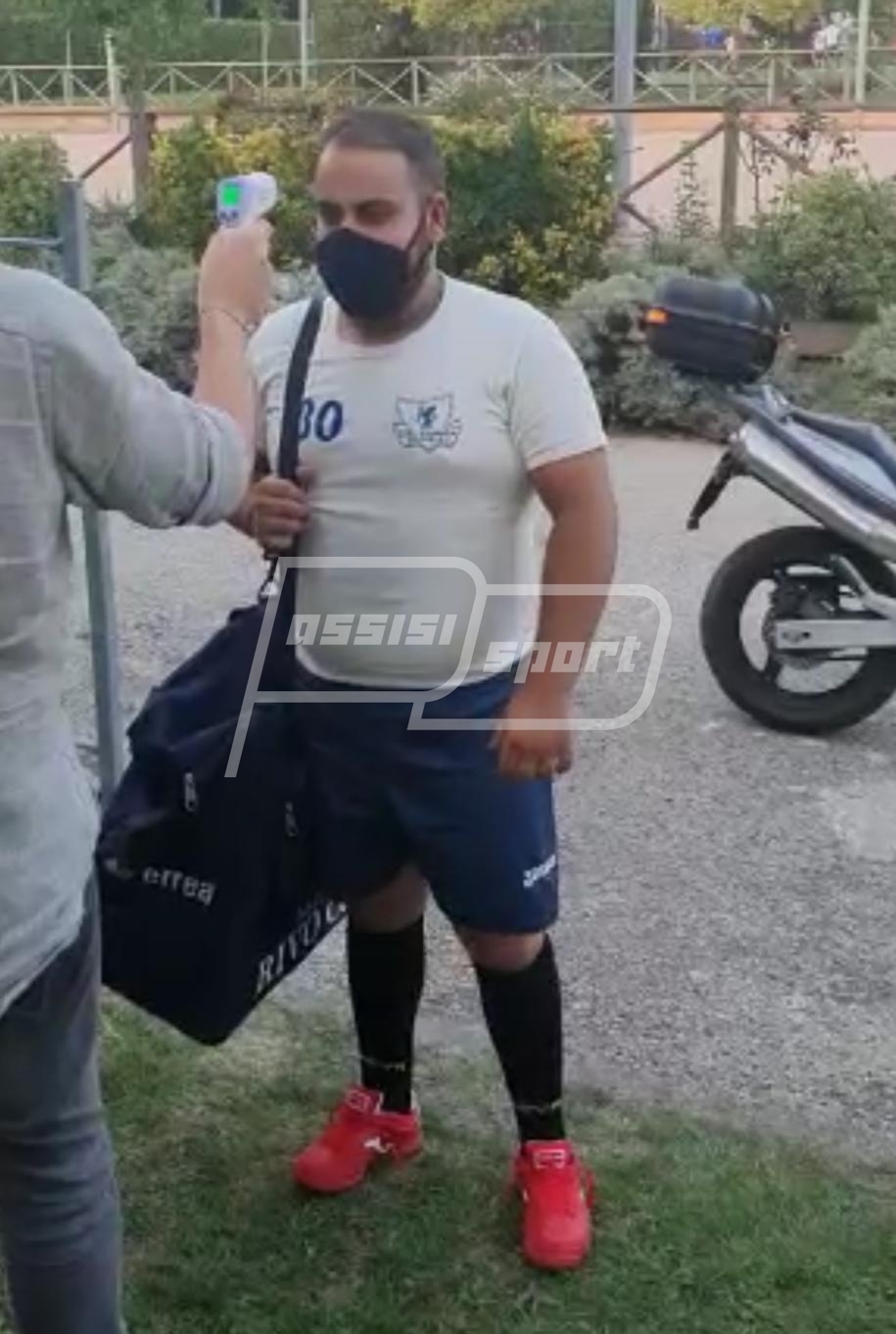 7EF7D811-0728-420D-8A17-DF3171FFECC5