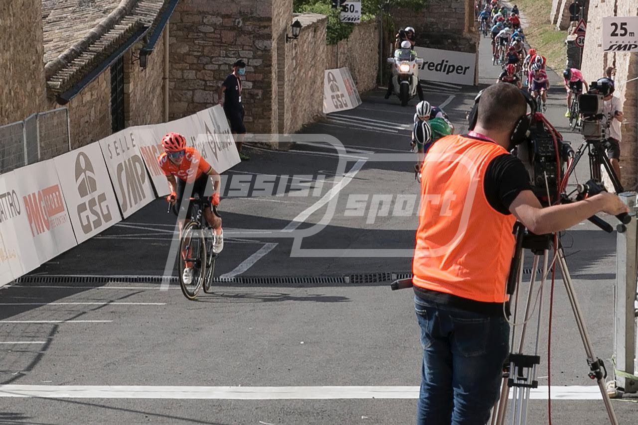 8BC0185B-F4FF-4966-9753-792E7F46A4EB