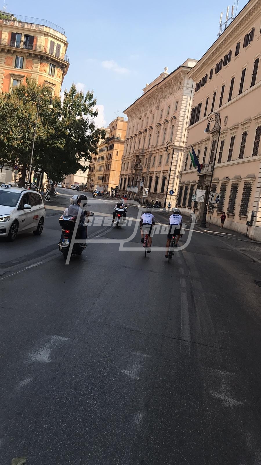 8F96BEFD-1B07-4ADF-92DE-82D77CBDC938