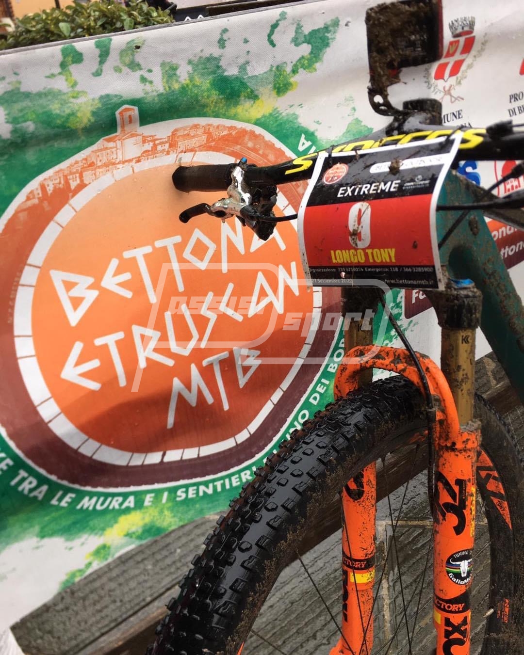 A133C6D6-45AE-4BA0-8C3D-5450DC9430D6