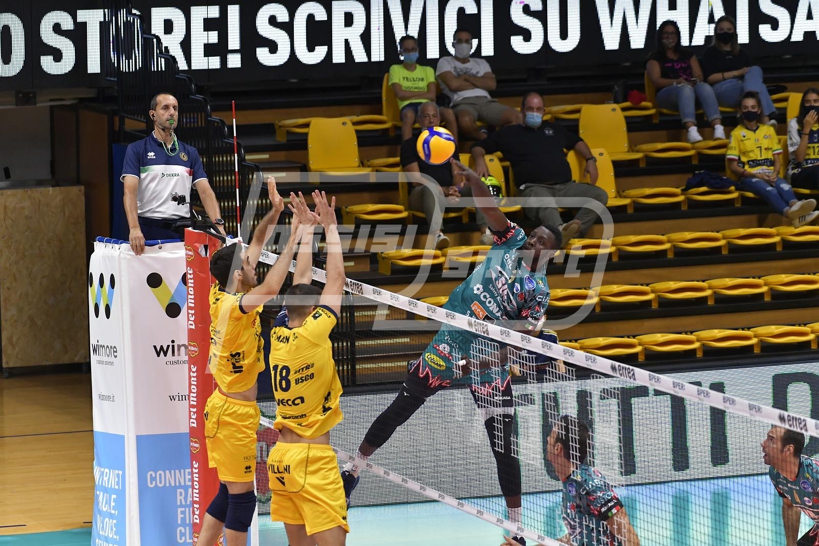 B8664C9D-D8E9-442F-A020-A1BC7D9765B3