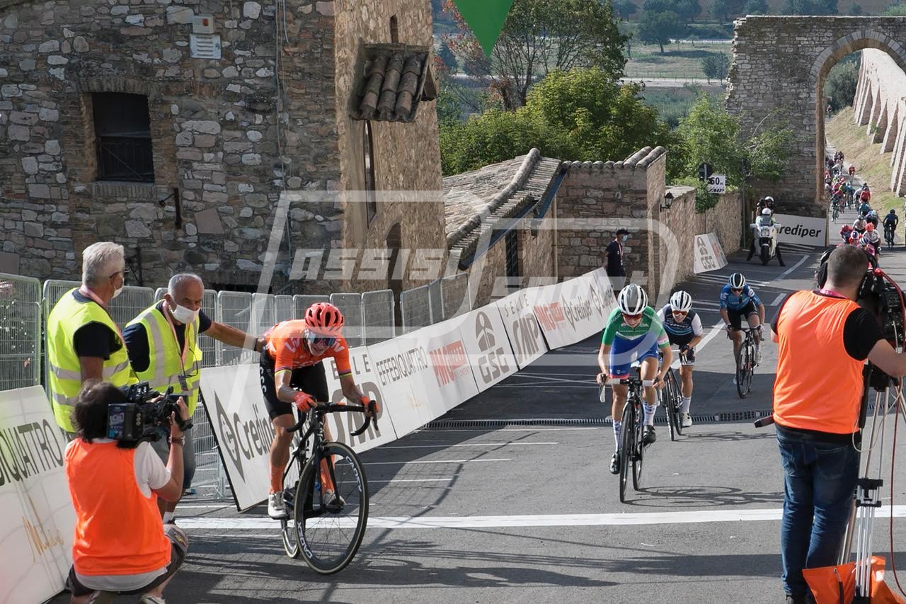 C0695F0B-E907-42AB-84E6-7382B3B6C9C1