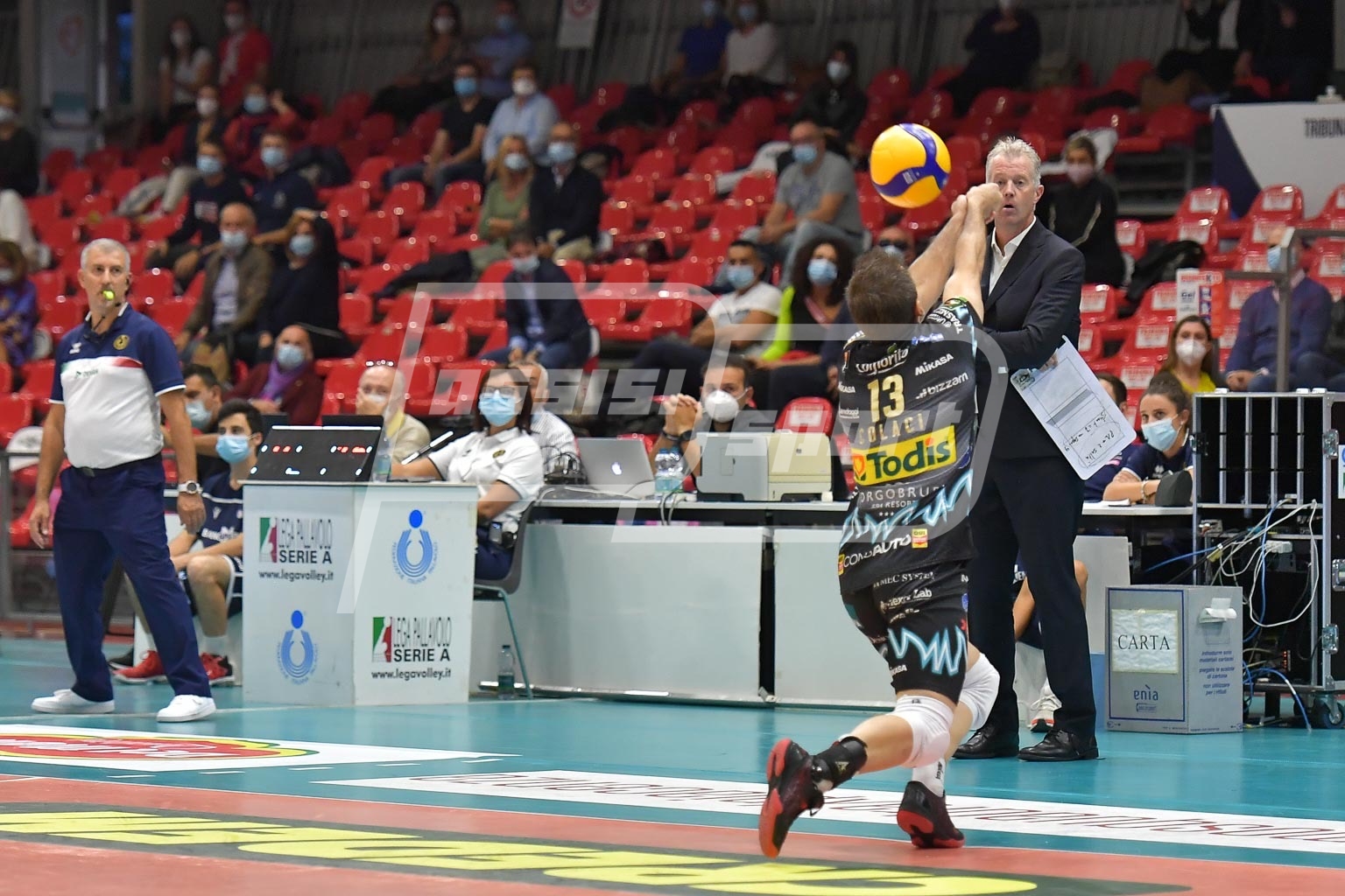 08B82DDF-3D87-49CD-B92D-E7A96F290F20